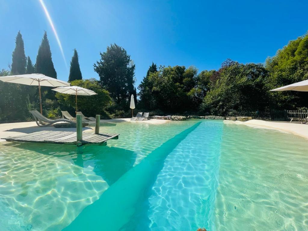 La Bastide Des Grands Chenes Bed and Breakfast Lambesc Exteriör bild