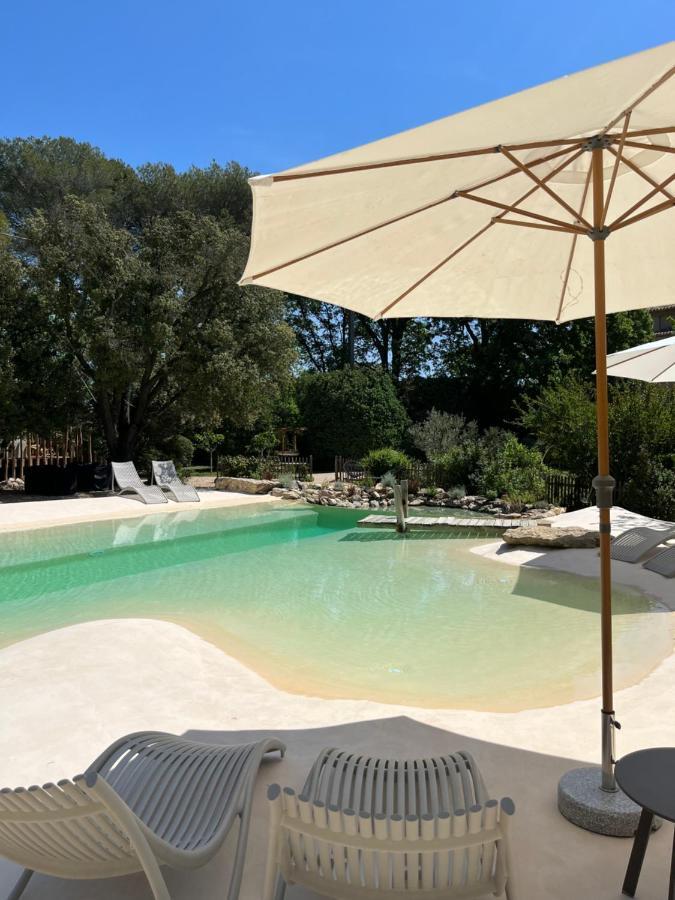 La Bastide Des Grands Chenes Bed and Breakfast Lambesc Exteriör bild